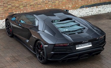 Lamborghini Aventador S LP740-4 11