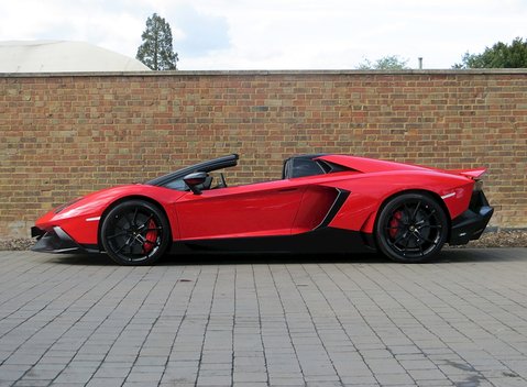 Lamborghini Aventador LP 720-4 Roadster 50th Anniversary 6