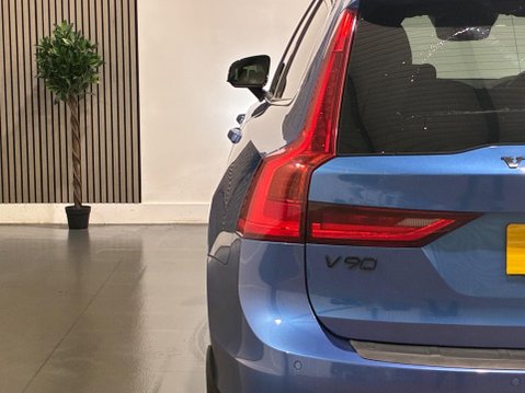 Volvo V90 2.0 D4 R-Design Auto Euro 6 (s/s) 5dr 21
