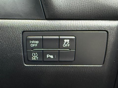 Mazda 3 2.0 SKYACTIV-G Sport Nav Euro 6 (s/s) 5dr 92
