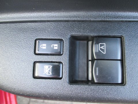 Nissan MICRA 1.2 Visia Euro 6 5dr 39