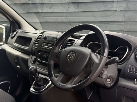 Vauxhall Vivaro 1.6 Vivaro 2900 Sportive CDTi 27