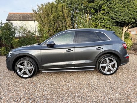 Audi Q5 2.0 TFSI S line S Tronic quattro Euro 6 (s/s) 5dr 4