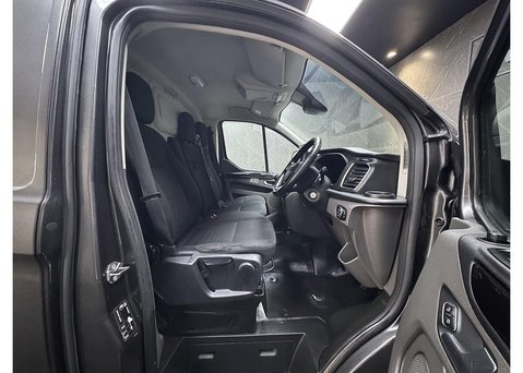 Ford Transit Custom 2.0 280 EcoBlue Limited Panel Van 5dr Diesel Manual L1 H1 Euro 6 (s/s) (130 33