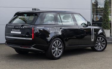 Land Rover Range Rover D350 AUTOBIOGRAPHY LWB 4