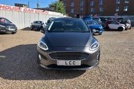 Ford Fiesta TITANIUM.. 1 PREVIOUS KEEPER.. 4 SERVICES.. STUNNING EXAMPLE 2