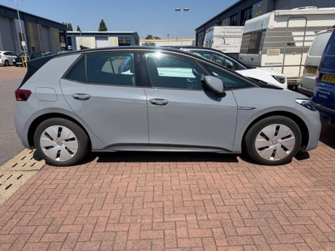 Volkswagen ID.3 Pro Performance 58kWh Life Auto 5dr 2