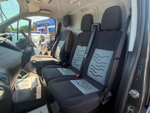 Ford Transit Custom 2.0 TDCi 290 Limited L1 H1 5dr 23