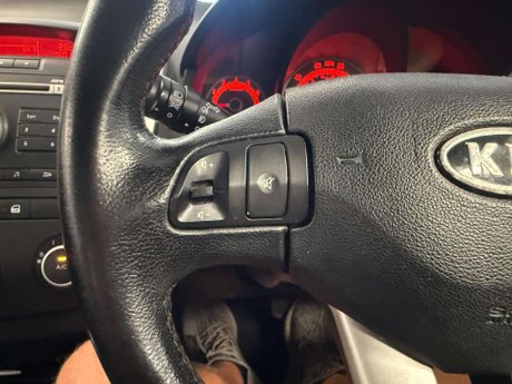Kia Ceed 1.6 2 Auto Euro 4 5dr 15