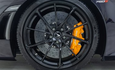 McLaren 750 S Spider 36