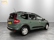 Dacia Jogger 1.6 Hybrid Expression MPV 5dr Petrol Hybrid Auto Euro 6 (s/s) (140 ps) Air 7