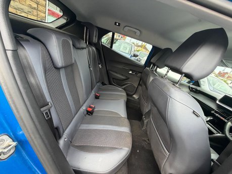 Peugeot 2008 PURETECH S/S ALLURE PREMIUM 13