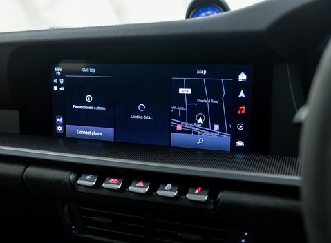 Porsche 911 Carrera GTS (992.2) 24