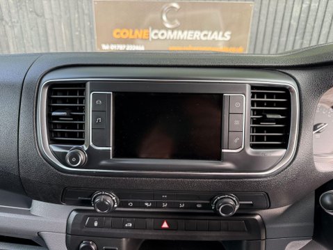 Vauxhall Vivaro L2H1 2900 SPORTIVE S/S 25