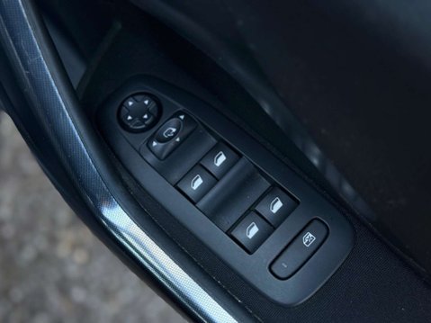 Peugeot 2008 1.2 PureTech Allure Euro 6 5dr 70