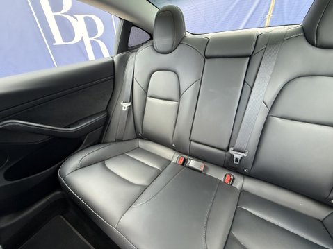 Tesla Model 3 (Dual Motor) Performance Saloon 4dr Electric Auto 4WDE (Performance Upgrade 26