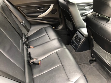 BMW 3 Series 330E SE Automatic Hybrid 59000m Service History & Leather 7