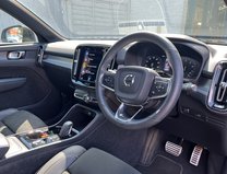 Volvo XC40 1.5 T3 R-Design SUV 5dr Petrol Auto Euro 6 (s/s) (163 ps) 19