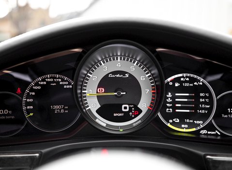 Porsche Panamera Turbo S E-Hybrid 18