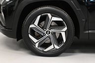 Hyundai TUCSON 1.6 Tucson Premium TGDi HEV Auto 5dr 19