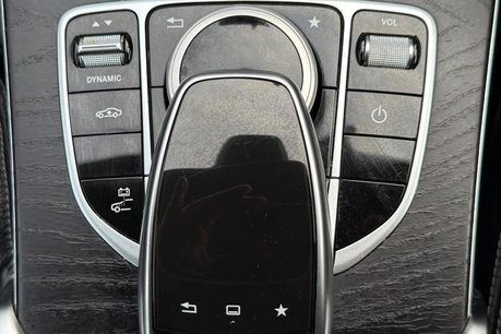 Mercedes-Benz C Class C350 E SPORT 33