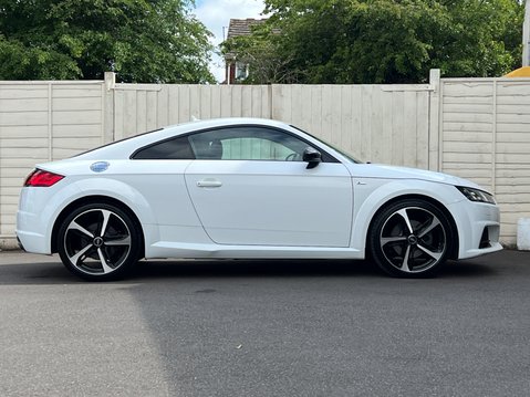 Audi TT 2.0 TFSI Black Edition Coupe 3dr Petrol S Tronic quattro Euro 6 (s/s) (230 5