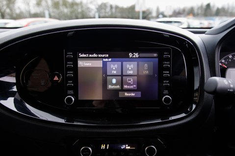 Toyota Aygo X VVT-I EDGE 23