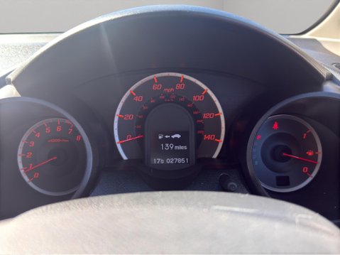 Honda Jazz 1.4 i-VTEC ES CVT Euro 5 5dr 18