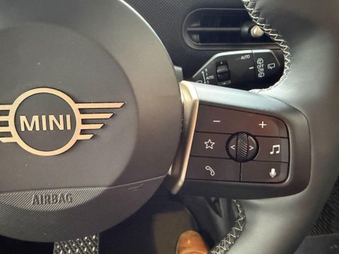 Mini Hatch 2.0S Classic Steptronic Euro 6 (s/s) 5dr 22