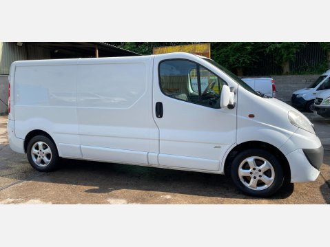 Vauxhall Vivaro 2.0 2900 CDTi Sportive Panel Van 4dr Diesel Manual FWD L3 (195 g/km, 113 bh 6