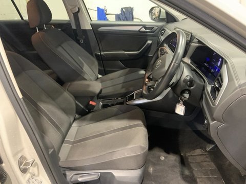 Volkswagen T-Roc LIFE TSI DSG 18
