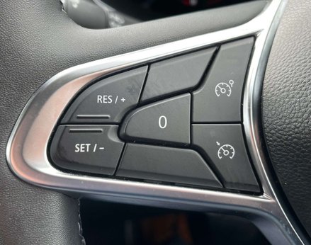 Renault Captur 1.6 Captur Techno E-Tech PHEV Auto 5dr 56