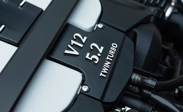 Aston Martin DBS Superleggera 38