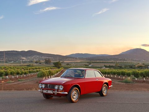 Alfa Romeo 2000 GT VELOCE 3