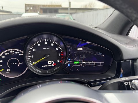 Porsche Cayenne V6 PLATINUM EDITION 54