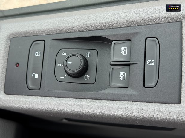 Volkswagen Transporter Crew Cab LWB L2H1 T32 Tdi 150 BHP Auto Kombi Highline Air Con Sensors EURO 25