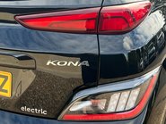 Hyundai KONA PREMIUM 15