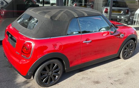 Mini Convertible Cooper 1.5 Chili / Media - SAT NAV + MINI CONNECTED + 17" ALLOYS 13