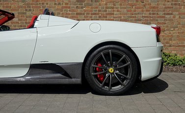 Ferrari 430 Scuderia Spider 16M 24