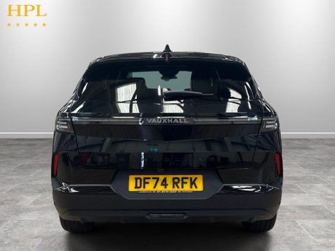 Vauxhall Grandland 1.2 MHEV GS SUV 5dr Petrol Hybrid e-DCT Euro 6 (s/s) (136 ps) Half Leather 6