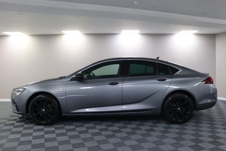 Vauxhall Insignia ULTIMATE NAV 18