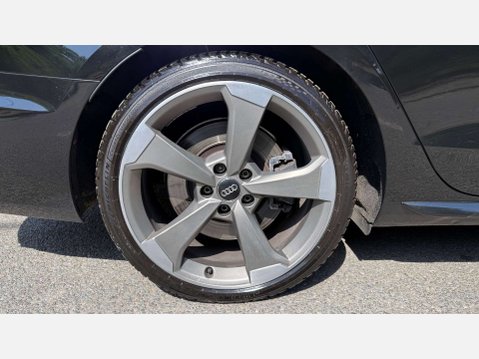 Audi A4 2.0 A4 Black Edition 45 TFSI Quattro Semi-Auto 4WD 5dr 41