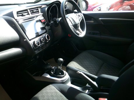 Honda Jazz I-VTEC SE ONLY 28,000 MILES FROM NEW 16