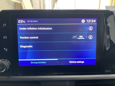 Peugeot Partner PROFESSIONAL PREMIUM PLUS L1 19