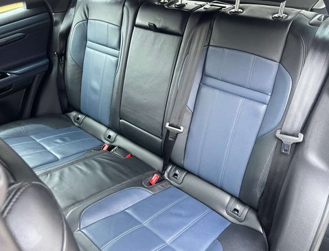 Land Rover Range Rover Evoque 1.5 Range Rover Evoque R-Dynamic SE P300e Auto 4WD 5dr 49