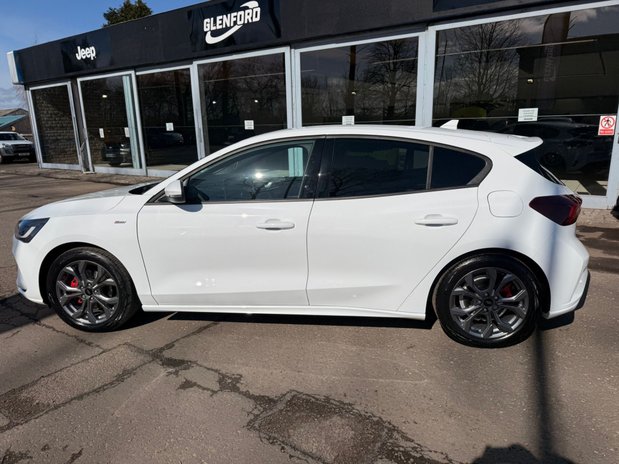 Ford Focus ST-Line 1.0T EcoBoost MHEV 5dr Petrol Hybrid DCT Euro 6 (s/s) (15 6