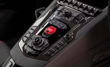 Lamborghini Aventador S LP740-4 20