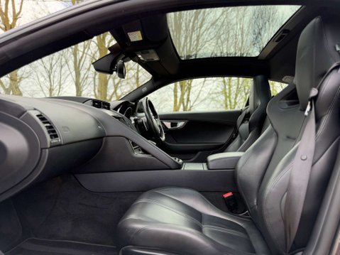 Jaguar F-Type 5.0 F-Type V8 R AWD Auto 4WD 3dr 62