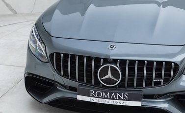 Mercedes-Benz S63 AMG Coupe 23