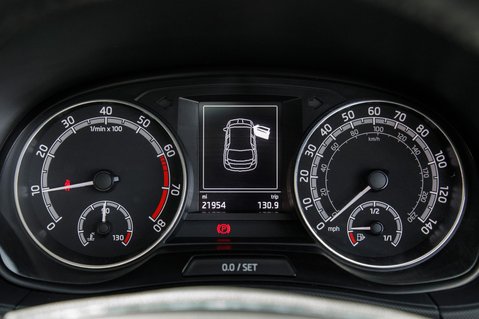 Skoda Fabia COLOUR EDITION TSI 14